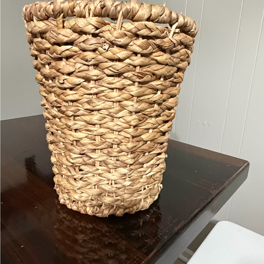 Woven Natural Waste Basket